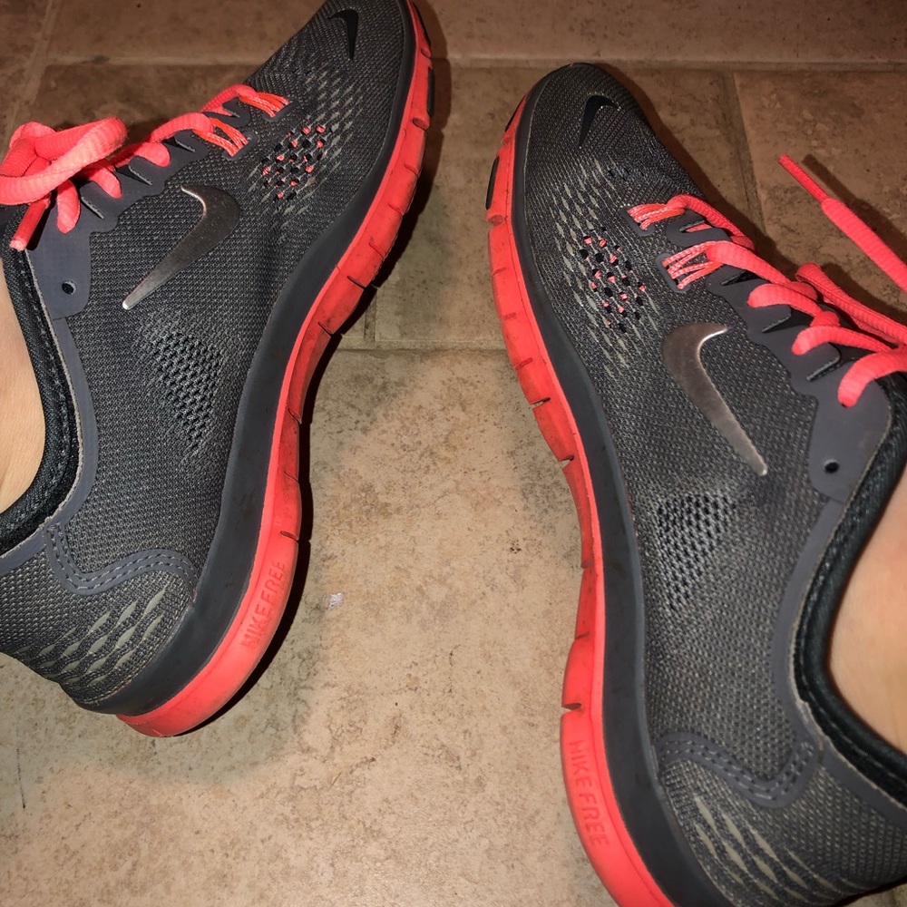 Nike Free 5.0 Shoes Size 7 Grey & Orange